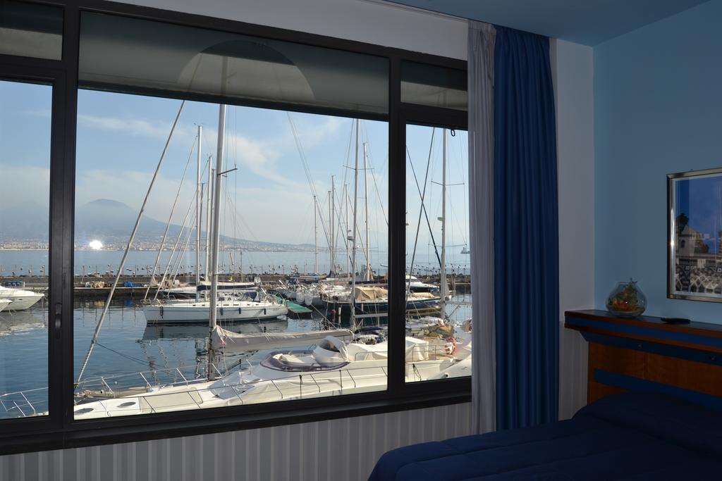 Transatlantico Hotel Nápoly Szoba fotó